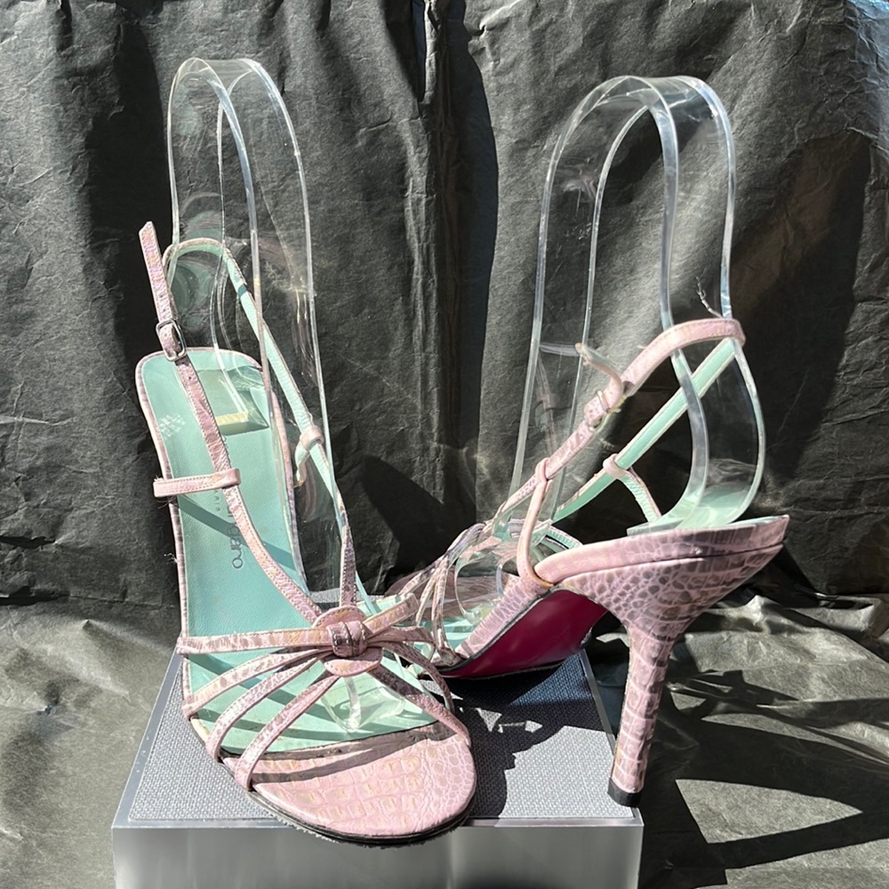 Authentic Emanuel Ungaro Pink/Metallic Gold Crocodile Embossed Leather Sandals